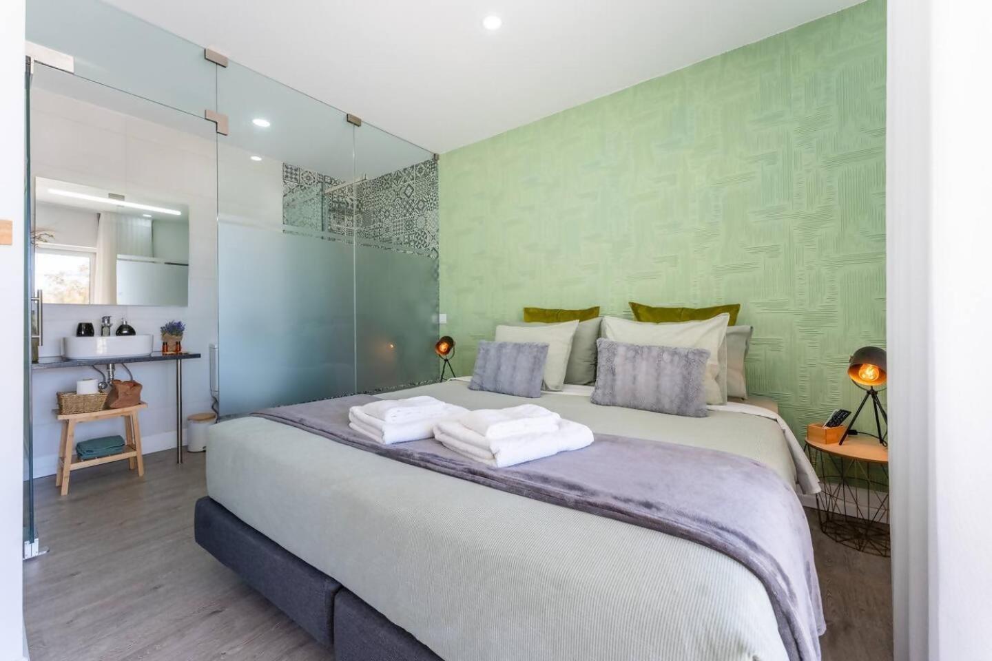 Malpique Heated Pool & Jacuzzi Guest House Albufeira Chambre photo